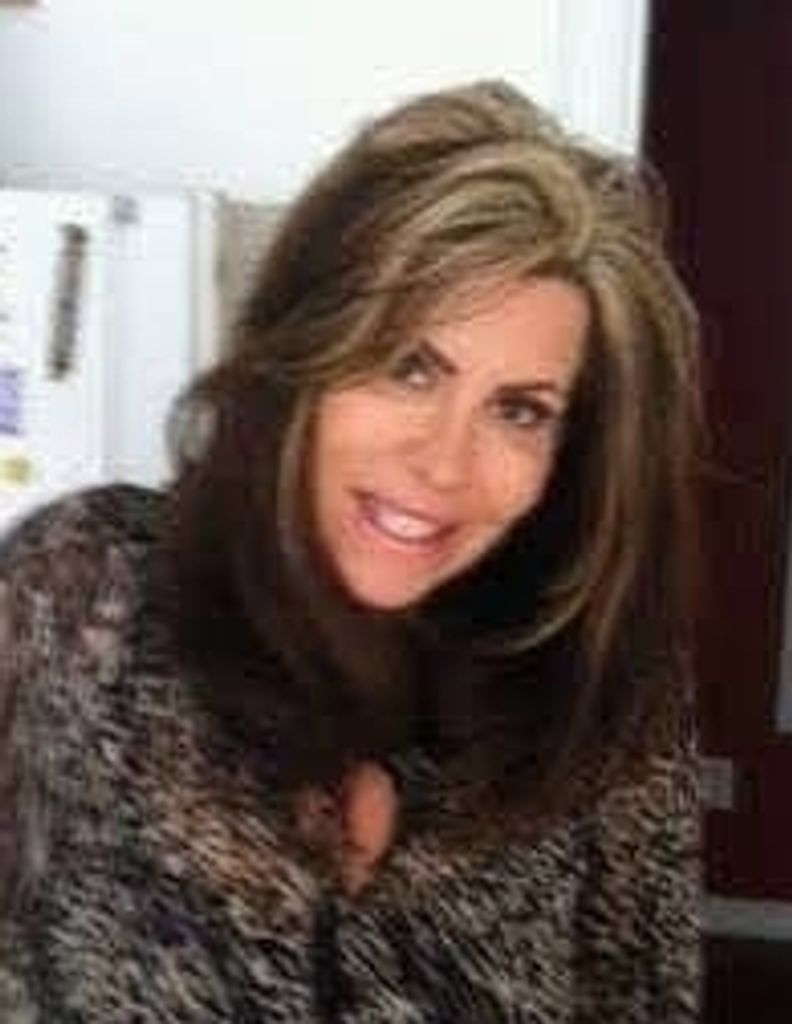 Kelly Lynn Brown Profile Photo