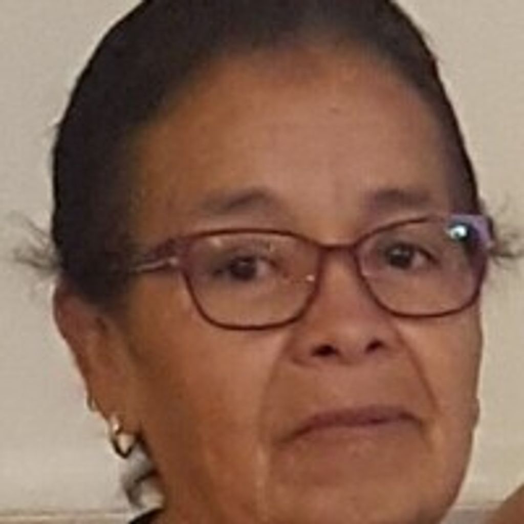 Candelaria C Arellano