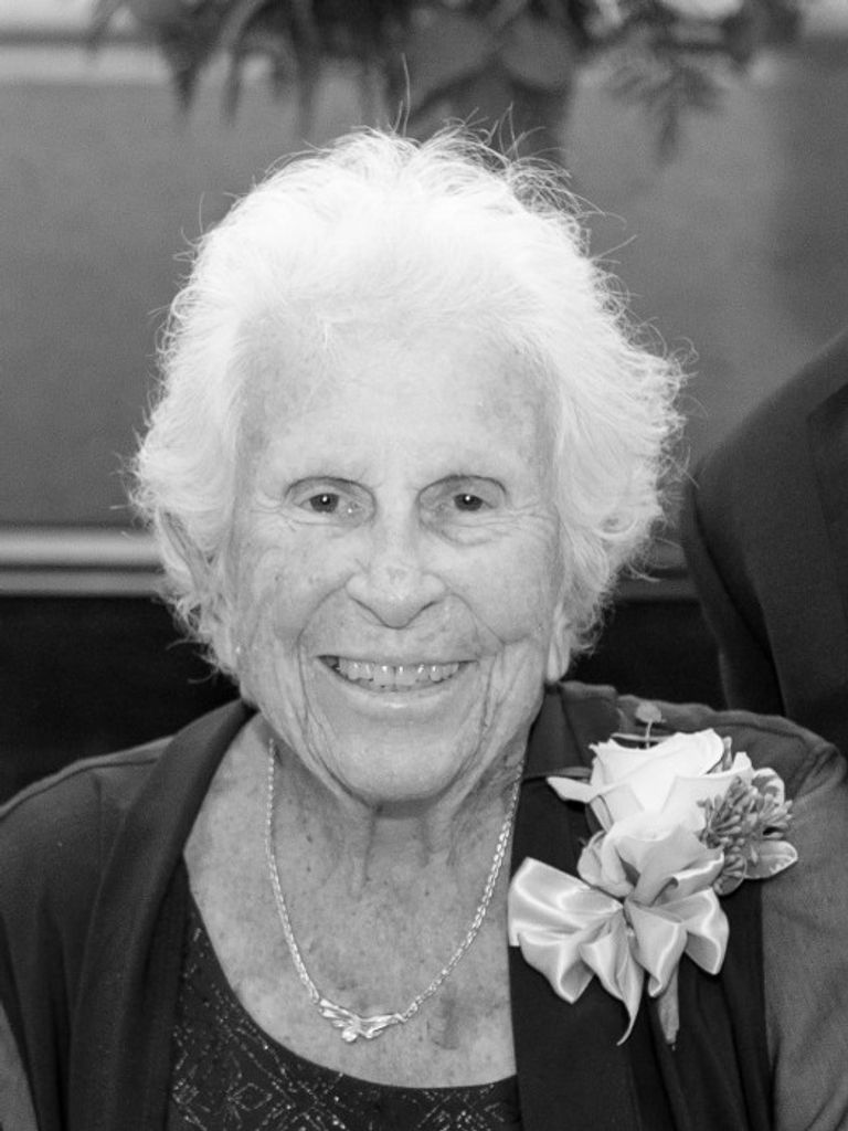 Margaret "Peggy" H. (Harrington)  Lynch Profile Photo