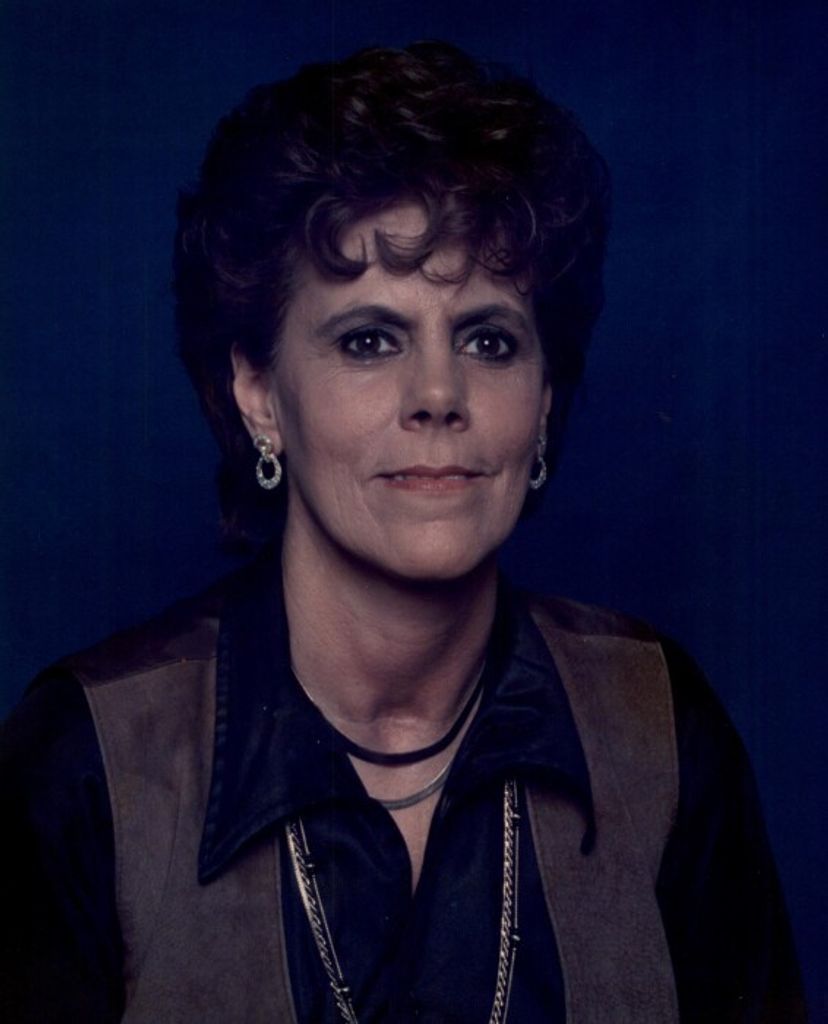 Yvonne  Louise (Pollitt)  Hammond