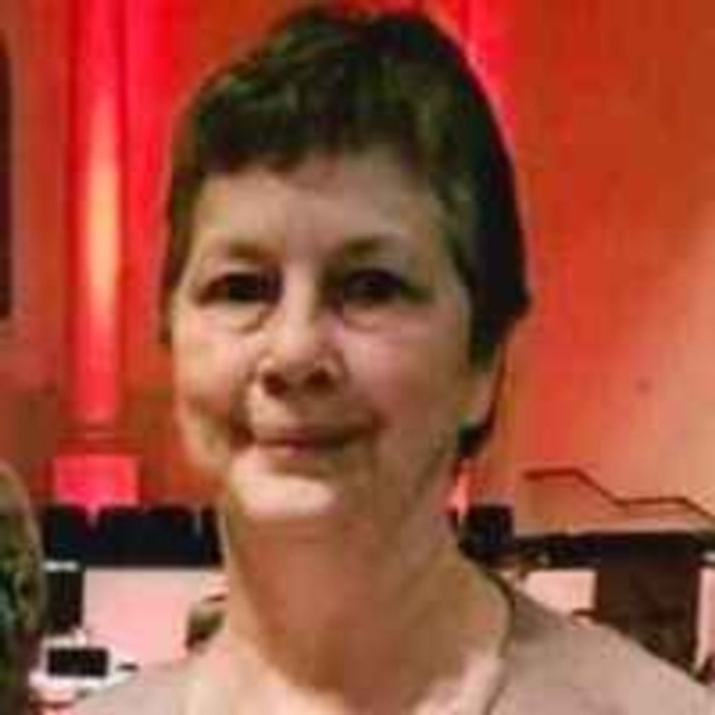 Vicki Cyrus Profile Photo