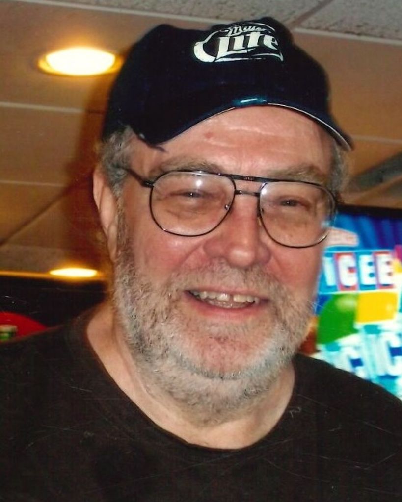 Frank Edwards Profile Photo
