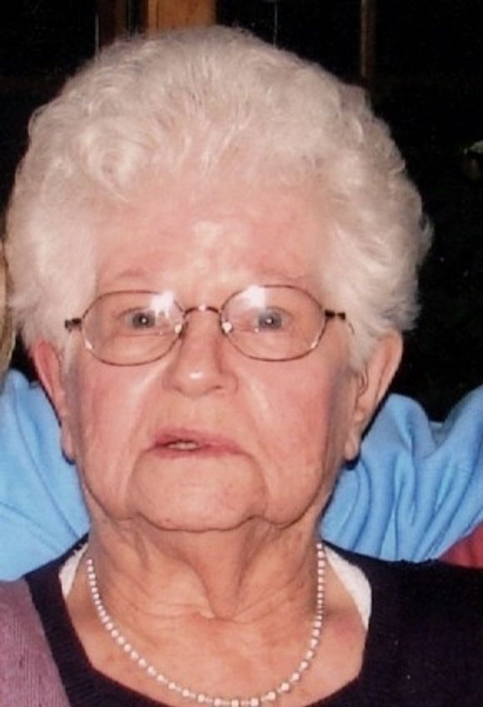 Lilian E Stone (Stevens)