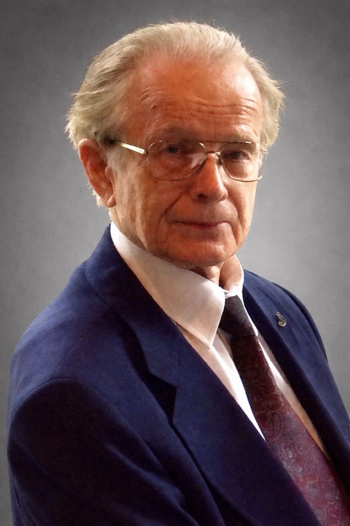 Johnnie Niklos Day, Jr. Profile Photo