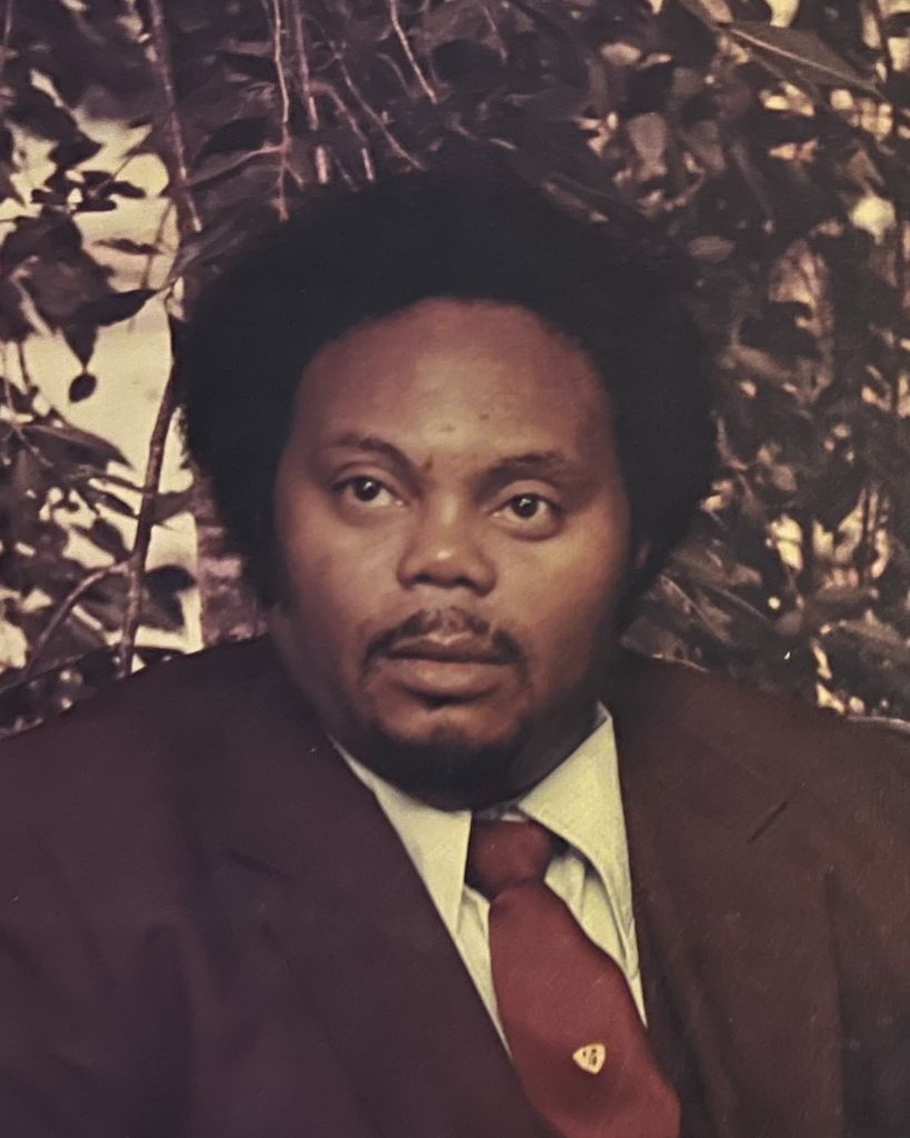 Charles Mitchell Profile Photo