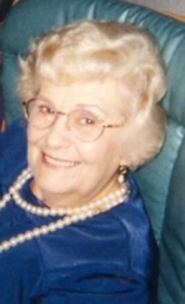 Marilyn (Nee Harcourt) Strassel