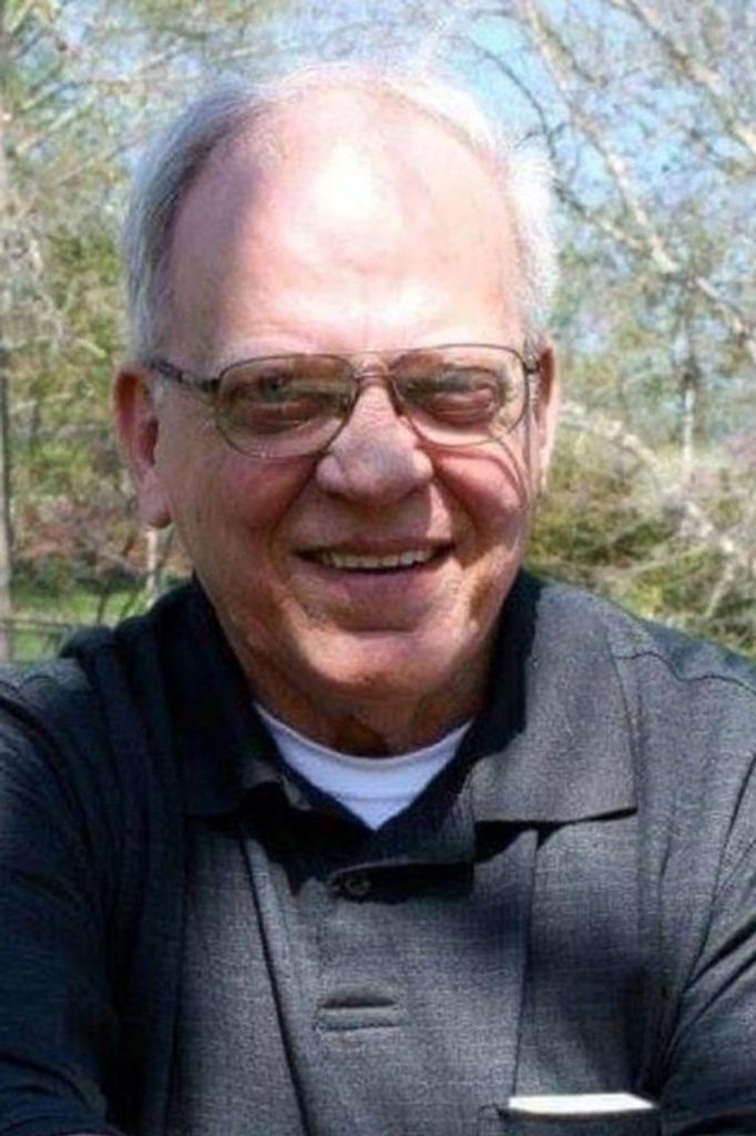 Dennis Lee Lewis Profile Photo