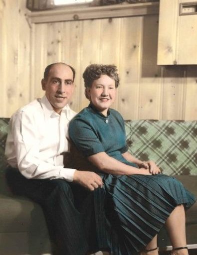 Photo of Mary Theresa (Peterson)  Cesenaro