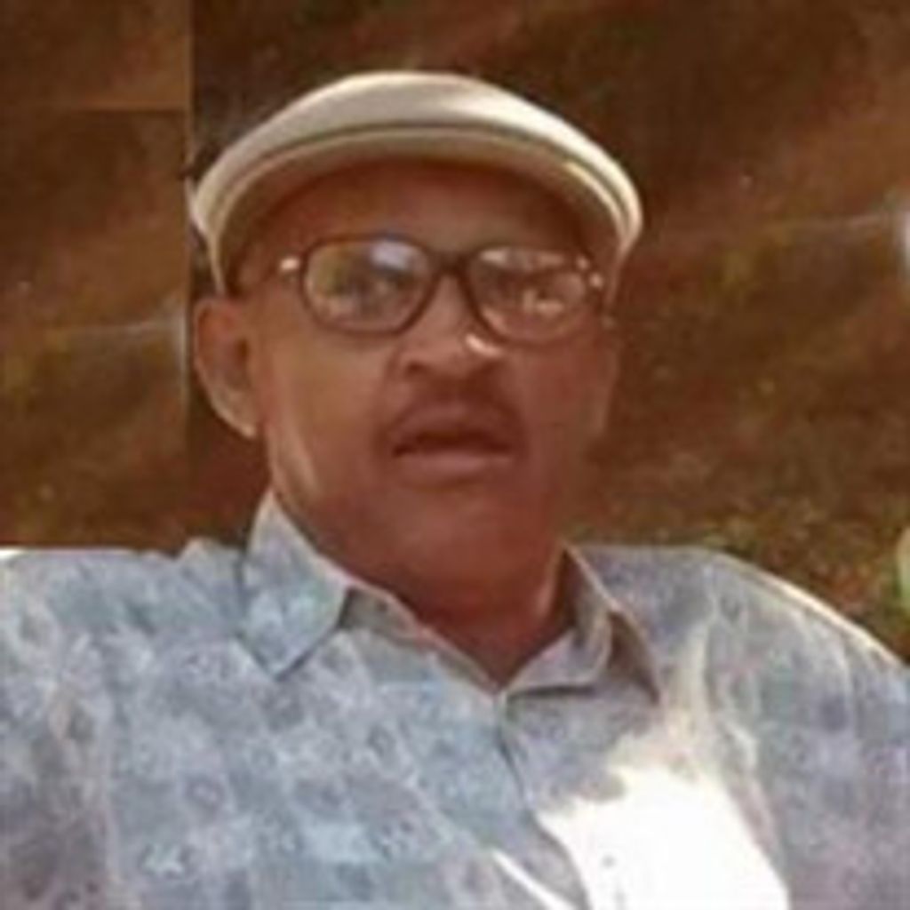 Frank Lewis Jr.