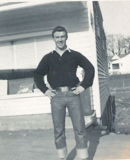 Roy Lee Williams, Sr. photo gallery thumbnail 3 of 126