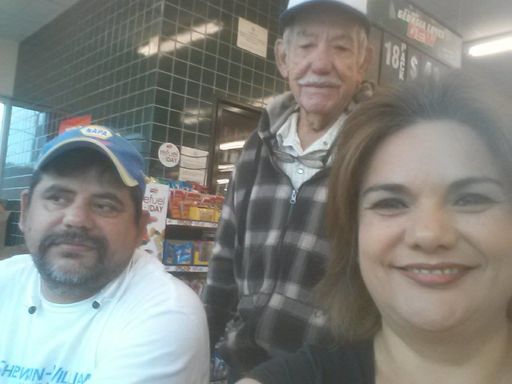 Armando Hinojosa photo gallery thumbnail 41 of 47