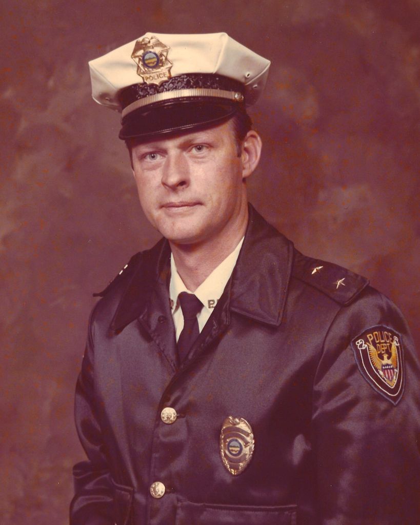Junior A. Schuller