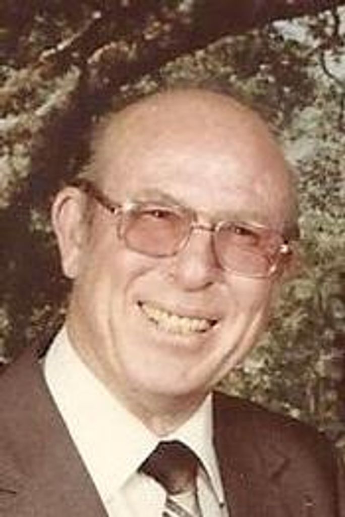 Lynn "Red" Wisener Profile Photo