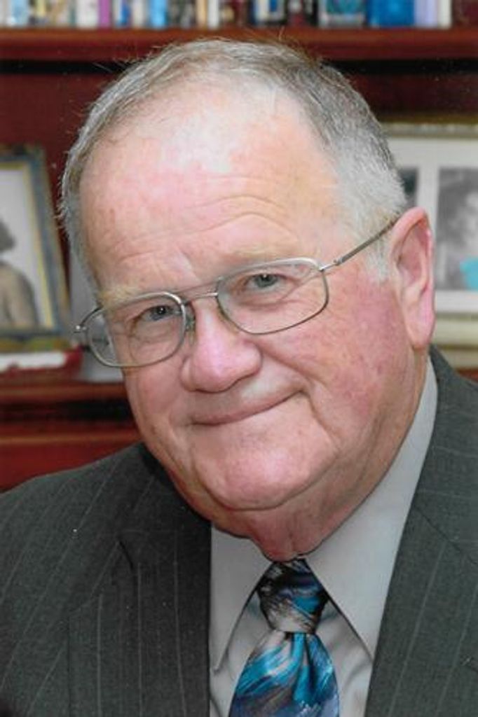 Larry E Hoffman Profile Photo