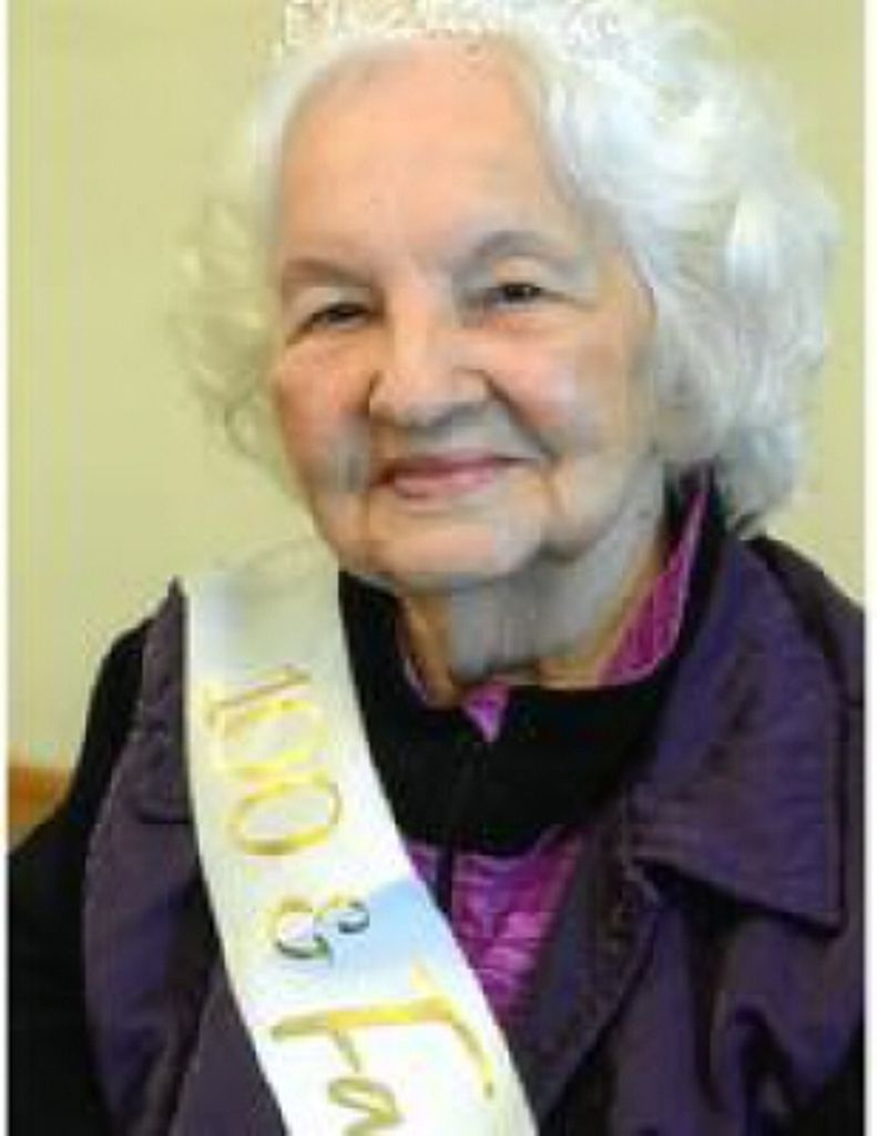 Clare Fontecchio Profile Photo