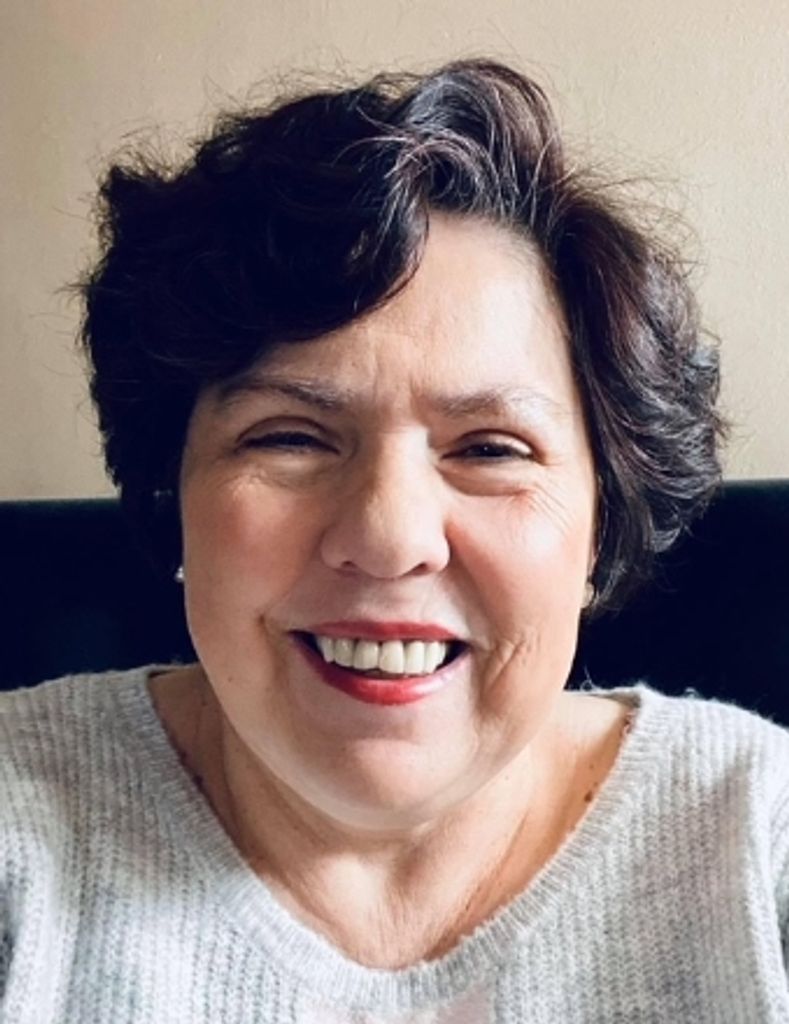 Leni Maria Vonkomarnicki Profile Photo