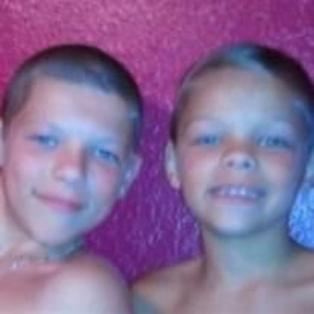 Jessie and Kaleb Sanders Profile Photo