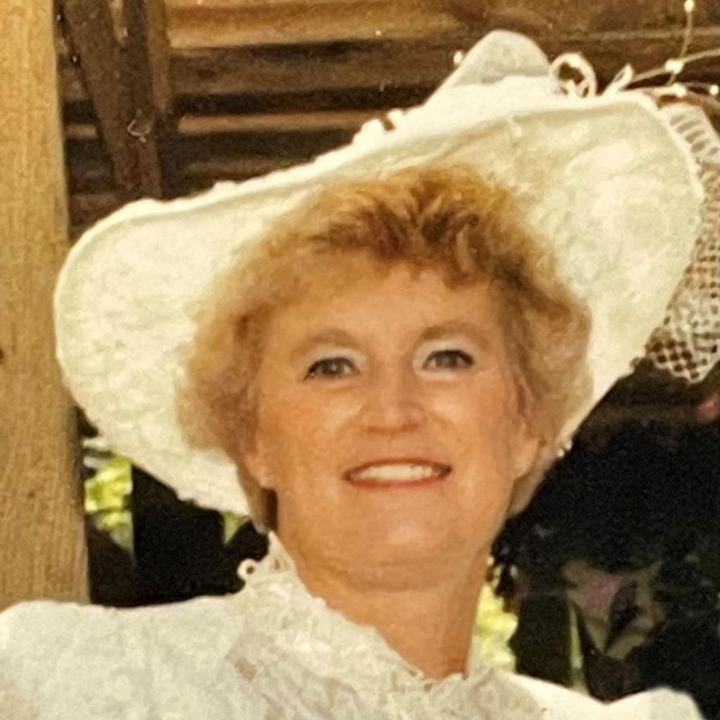Claudia (Holmes) Creamer