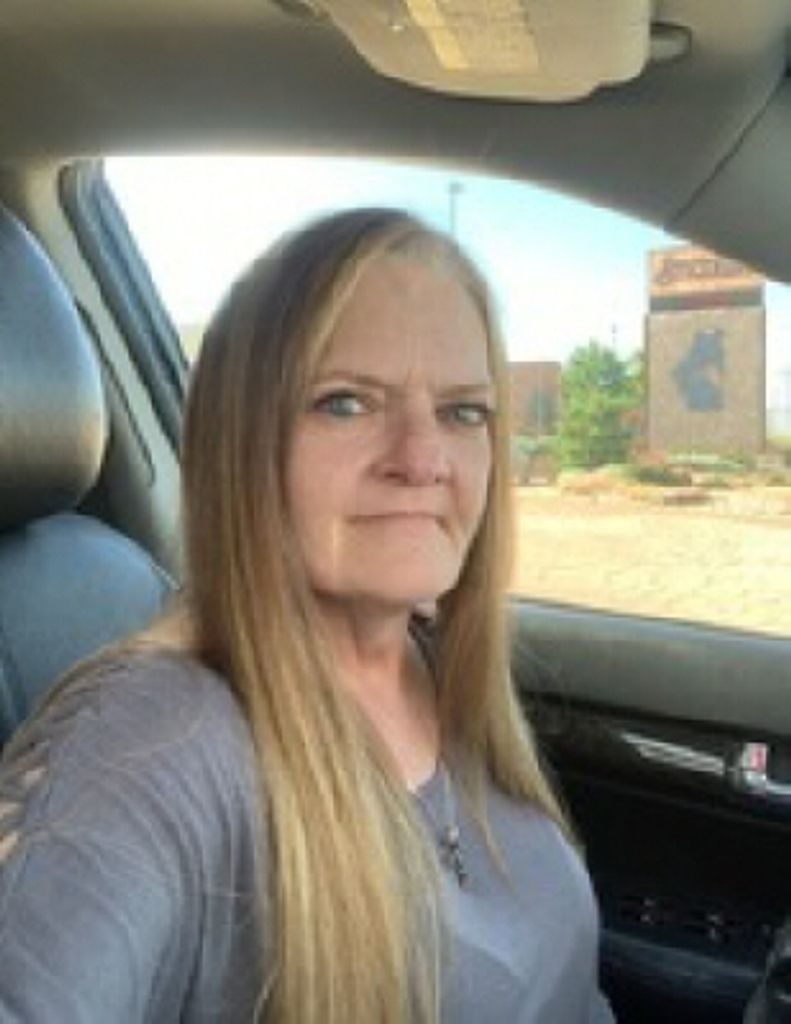 Angela "Susie" Sue  Smith