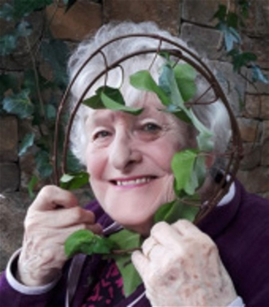 Marlene C. Roles (Cole)