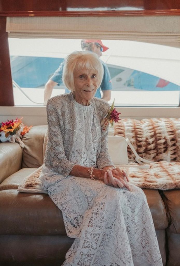 Helene Fontaine Profile Photo