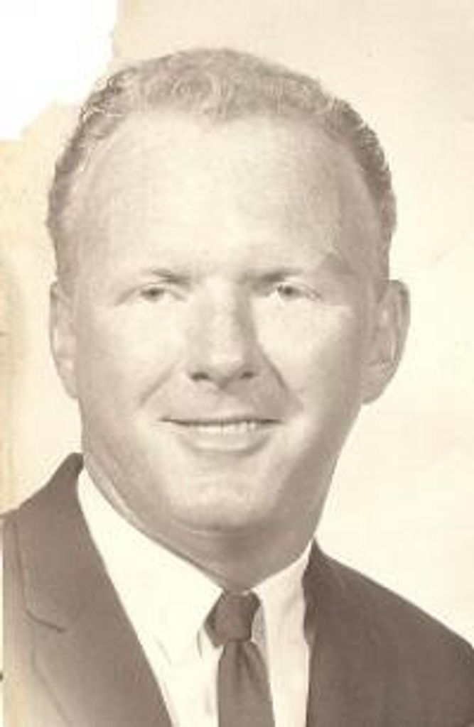 Warren W. Demoss
