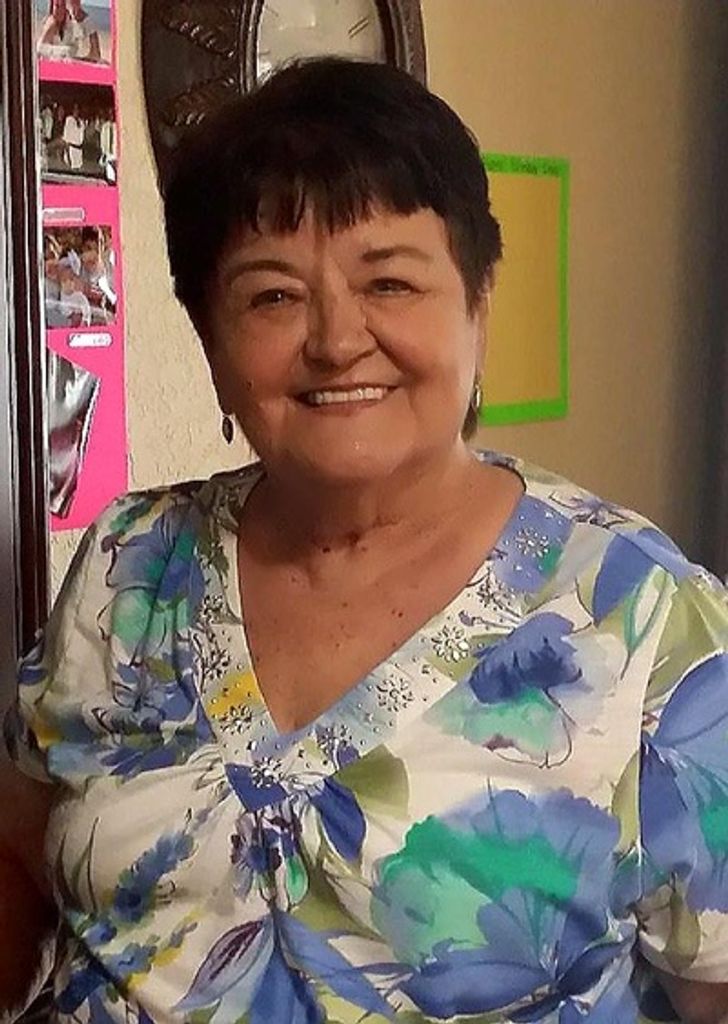 Roslyn (Stone) Storie Profile Photo