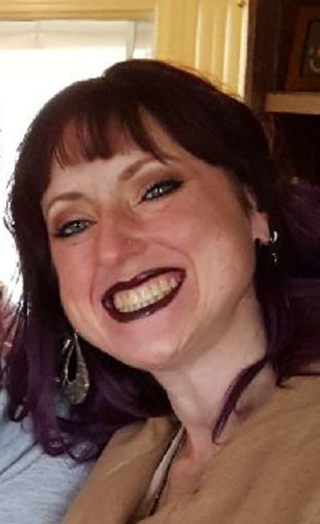 Lindsay S. (Holliger)  Arnold
