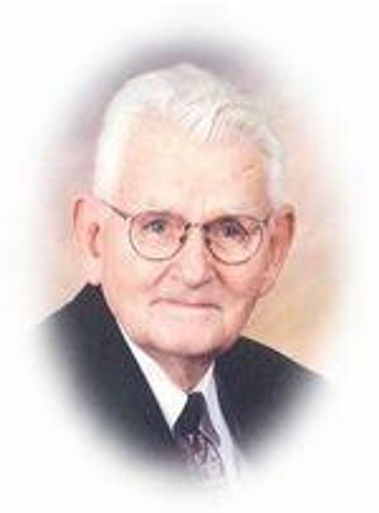 Frank Momot Profile Photo