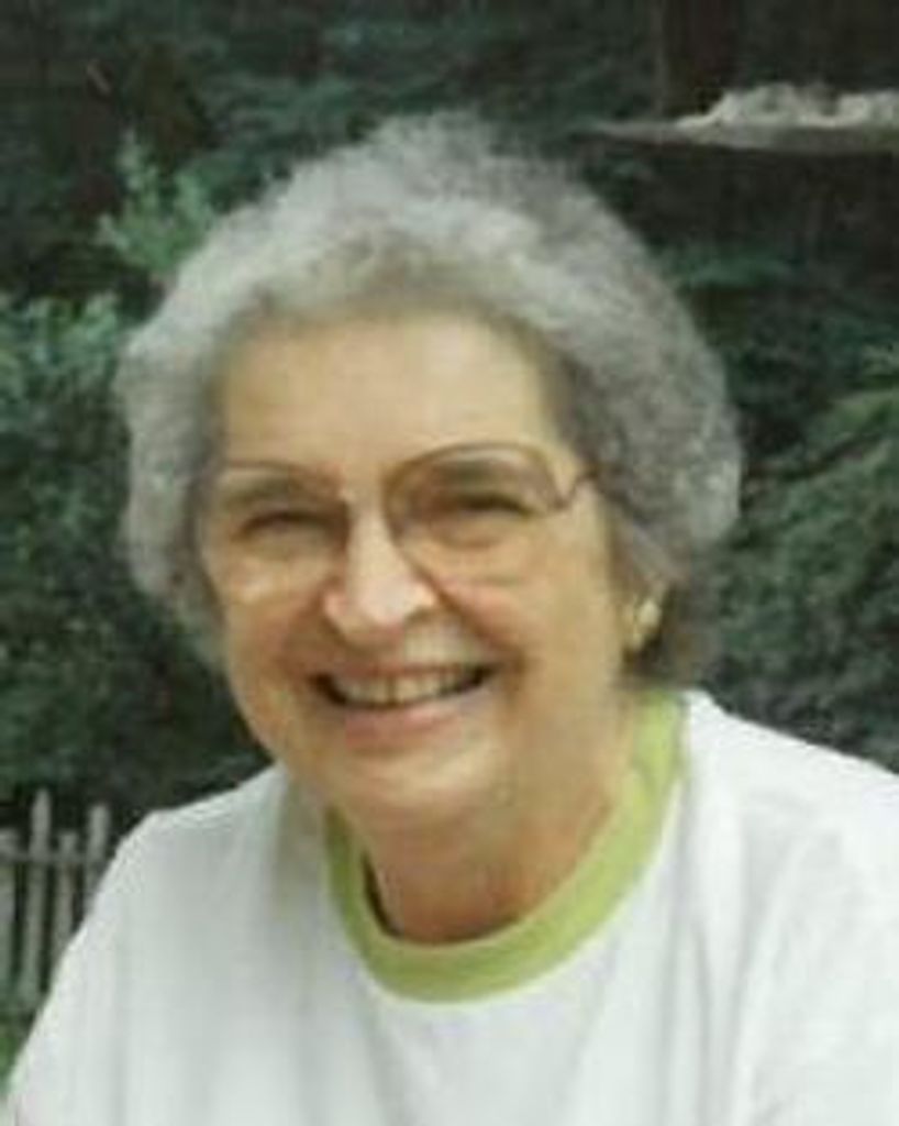 Evelyn Marjorie Hraba
