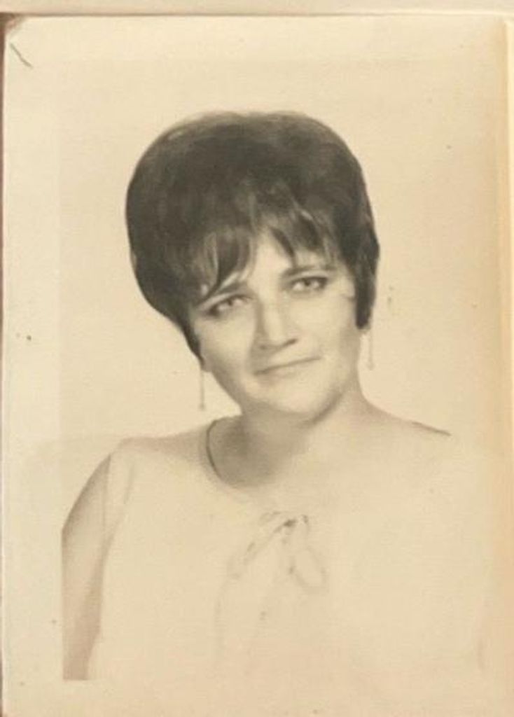 Connie Statom Profile Photo