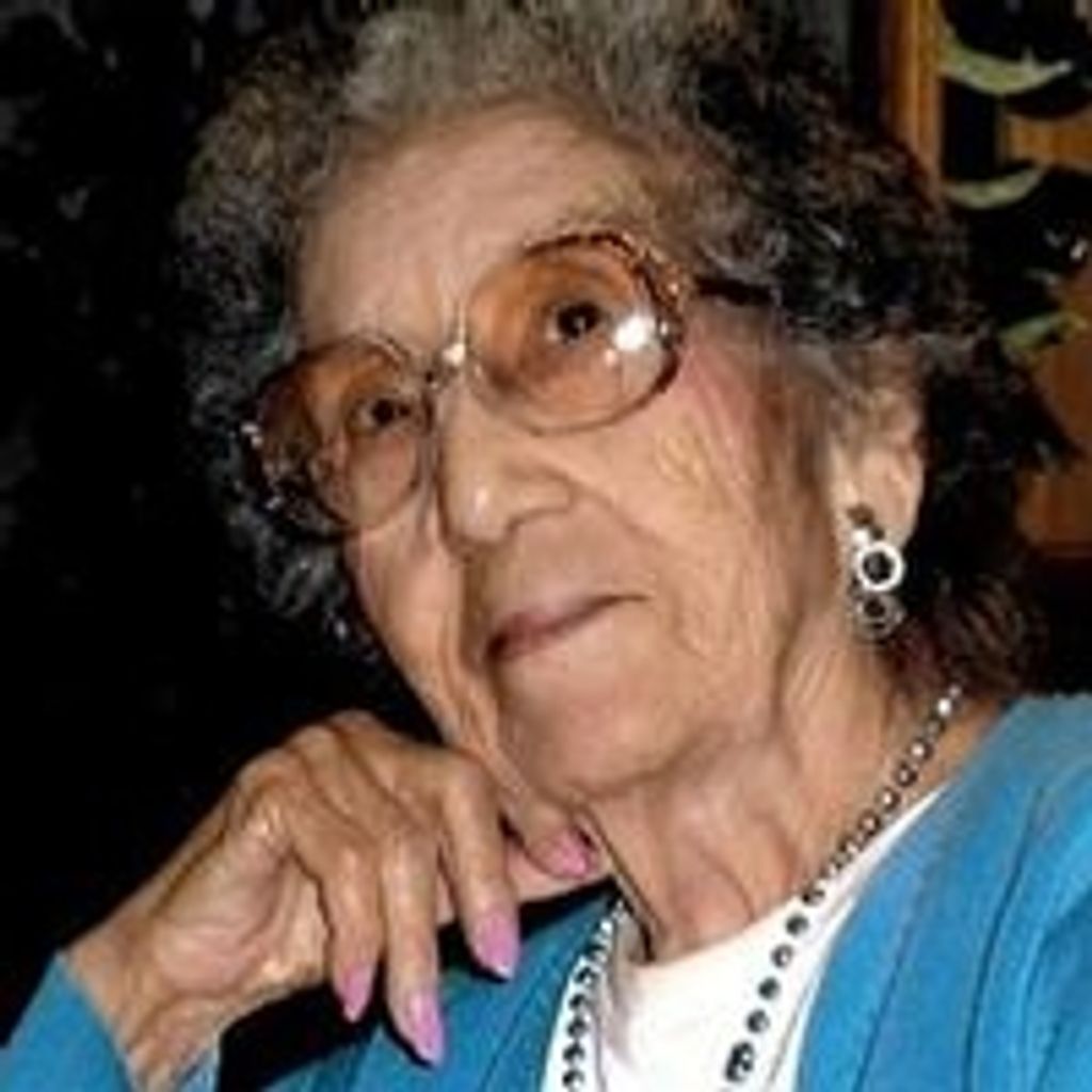 Julia Torres Profile Photo