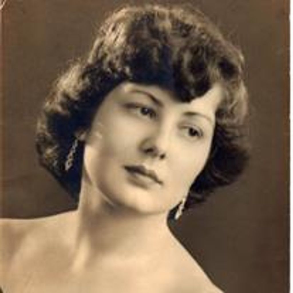 Delia Lynn Walker