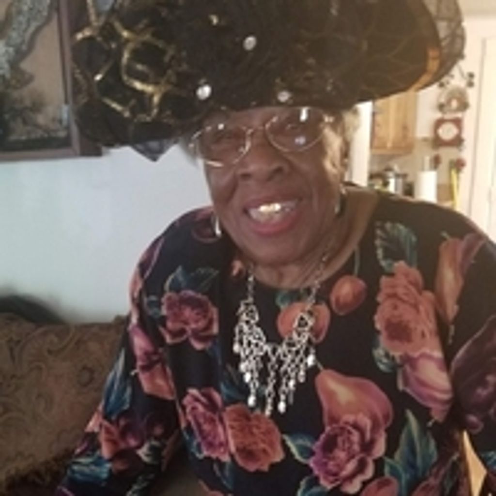 Maggie J. Mccauley