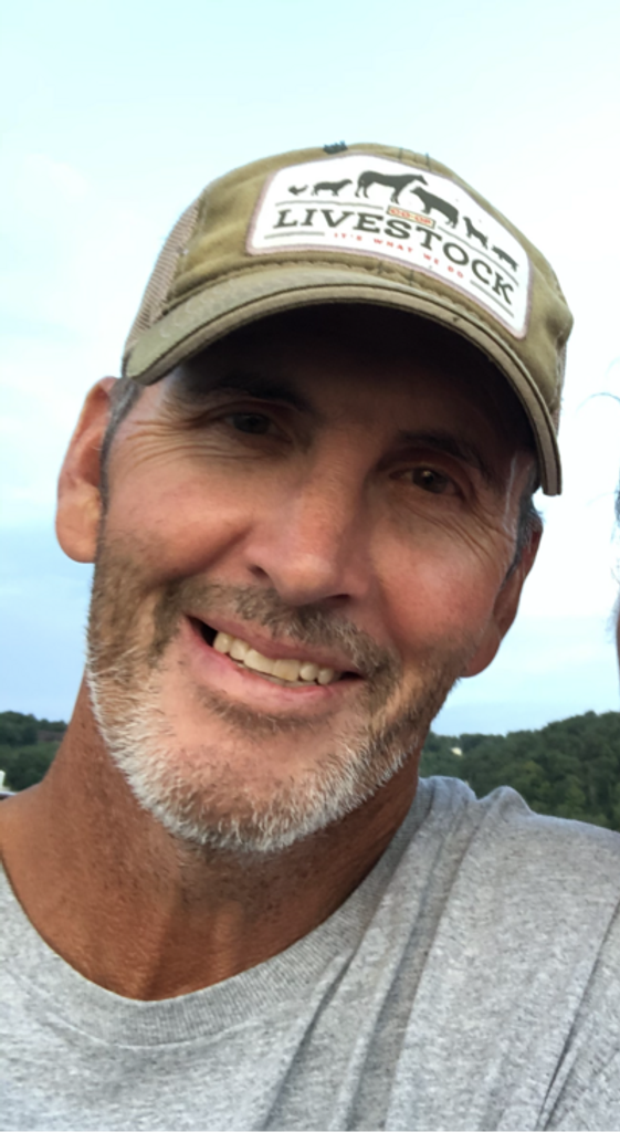 Adrian Lynn Bell Profile Photo