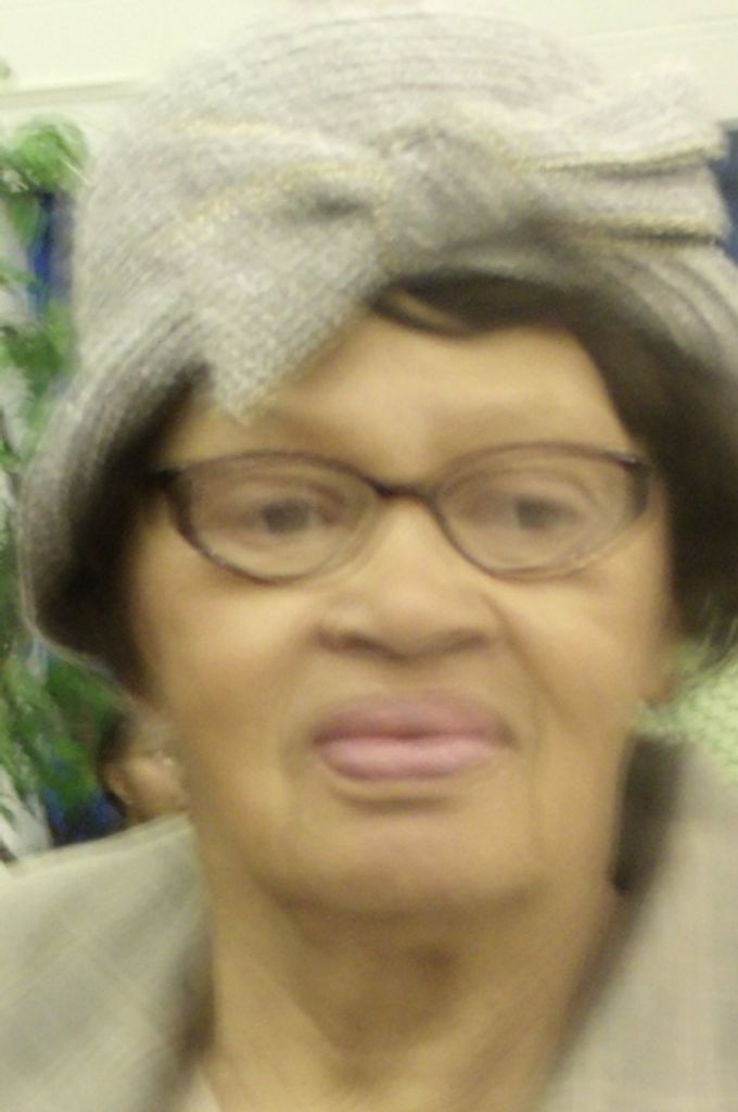 Lottie Moore Profile Photo