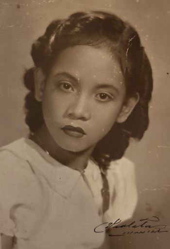 Luzviminda David photo gallery thumbnail 4 of 7