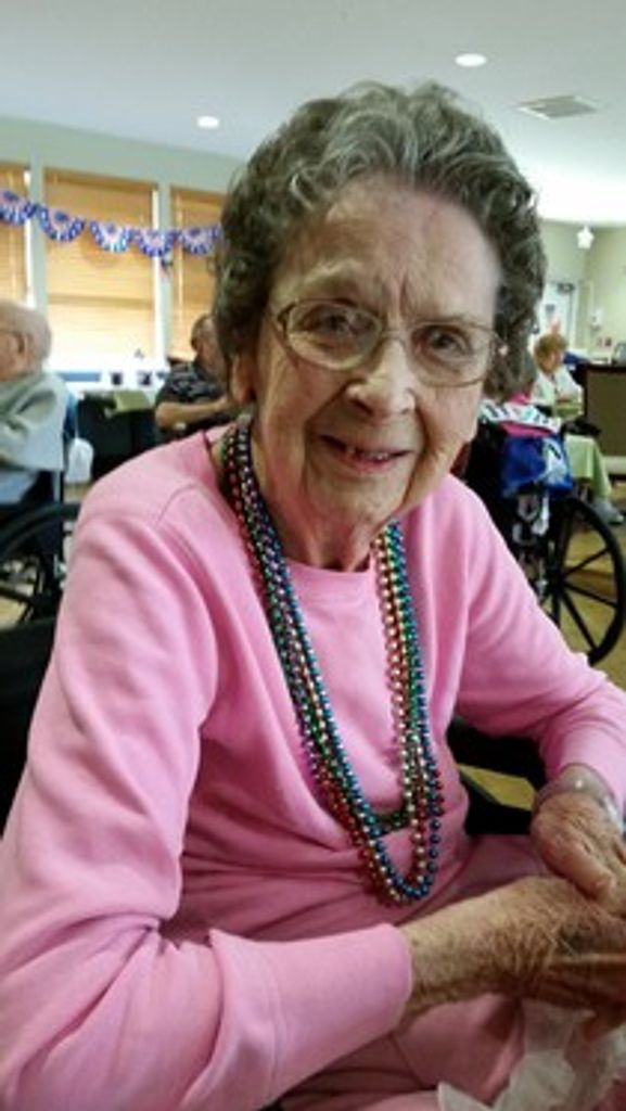 Eleanor M. (Paul)  Hindahl