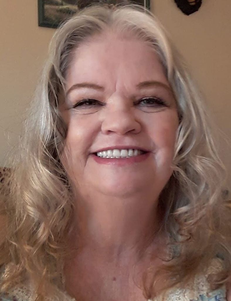Mary Ellen Scott Profile Photo