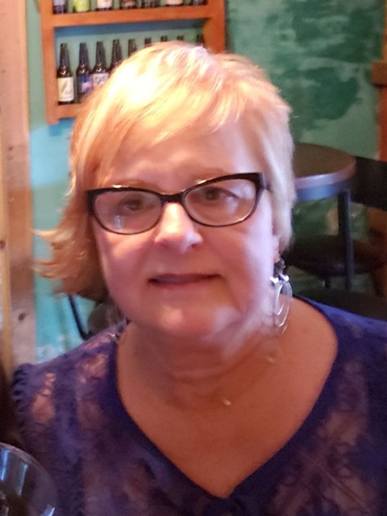 Diane R. (Klec)  Fernandez Profile Photo