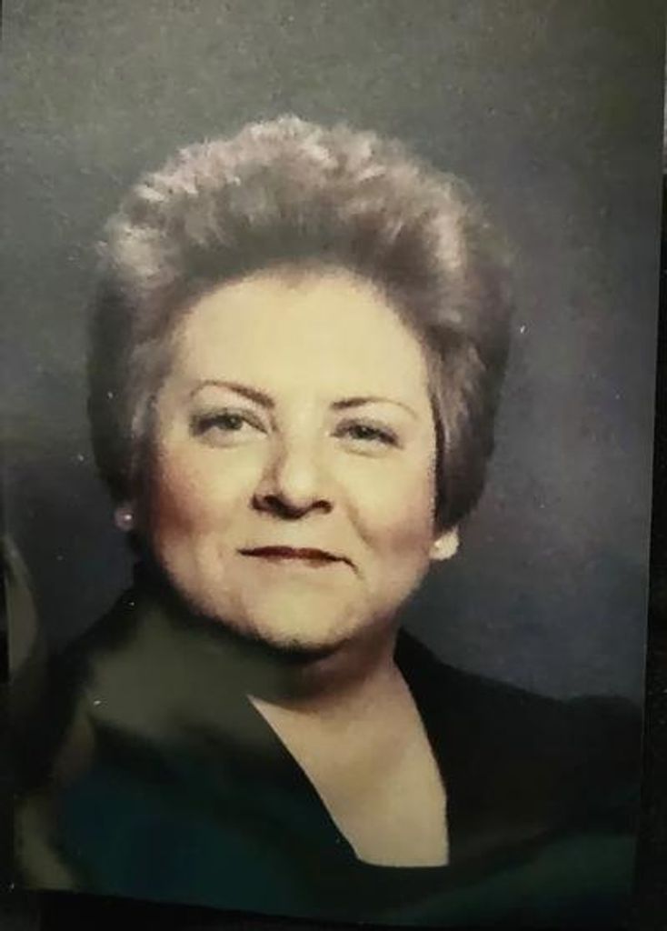 Juliette "Julie" Enriquez Profile Photo