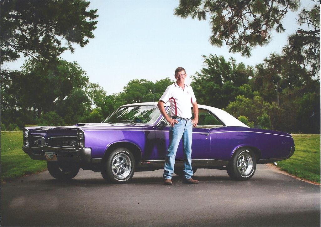 Neil Vaughn Jurgens Profile Photo