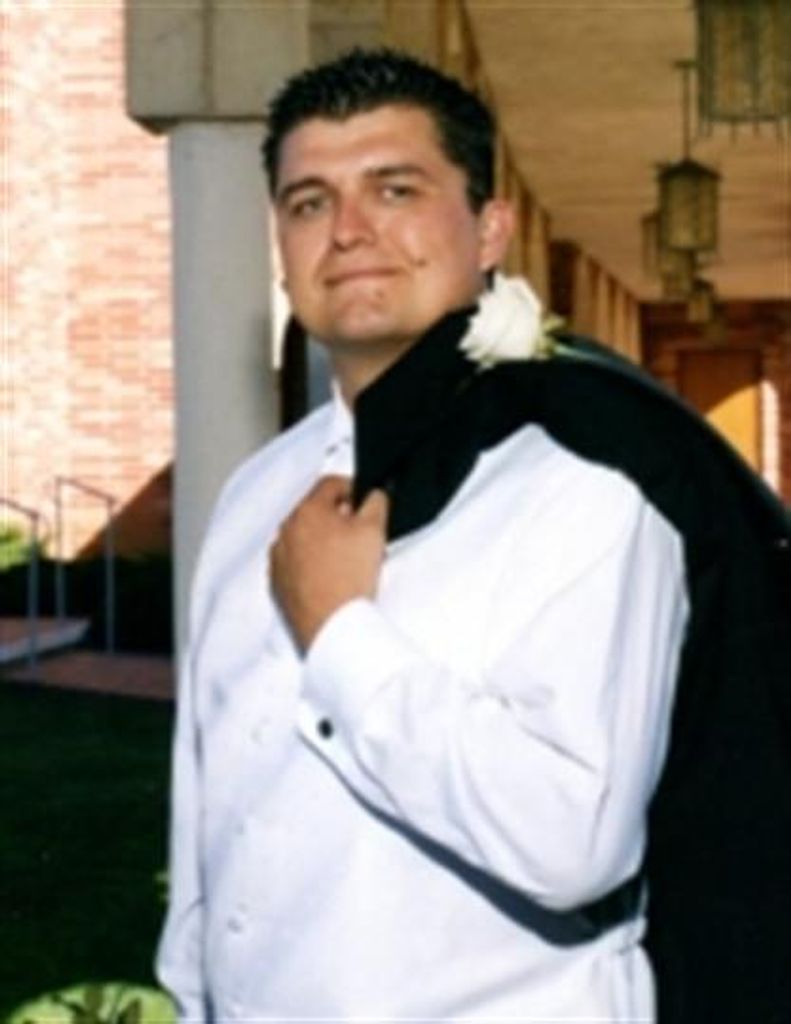 Thomas Vaughn Castillo