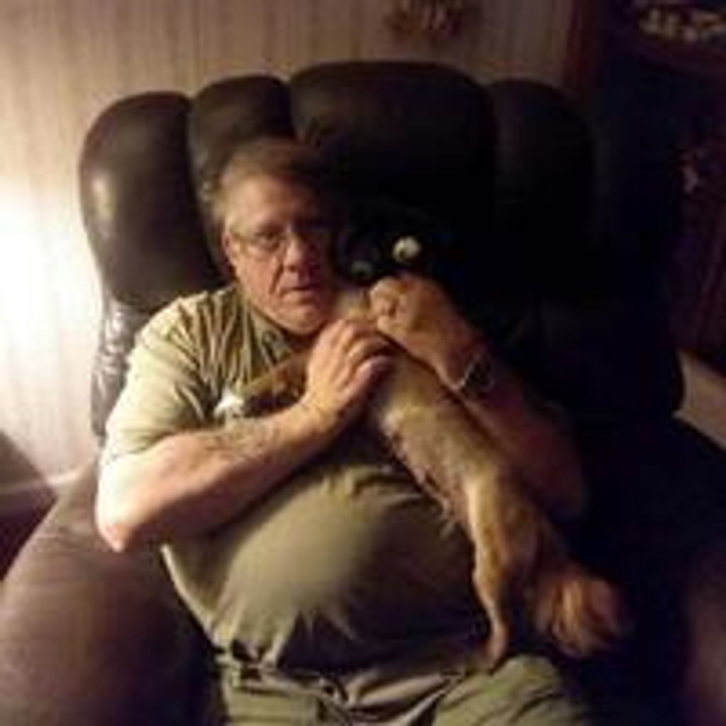 William Barry "Bear" Hucks Profile Photo
