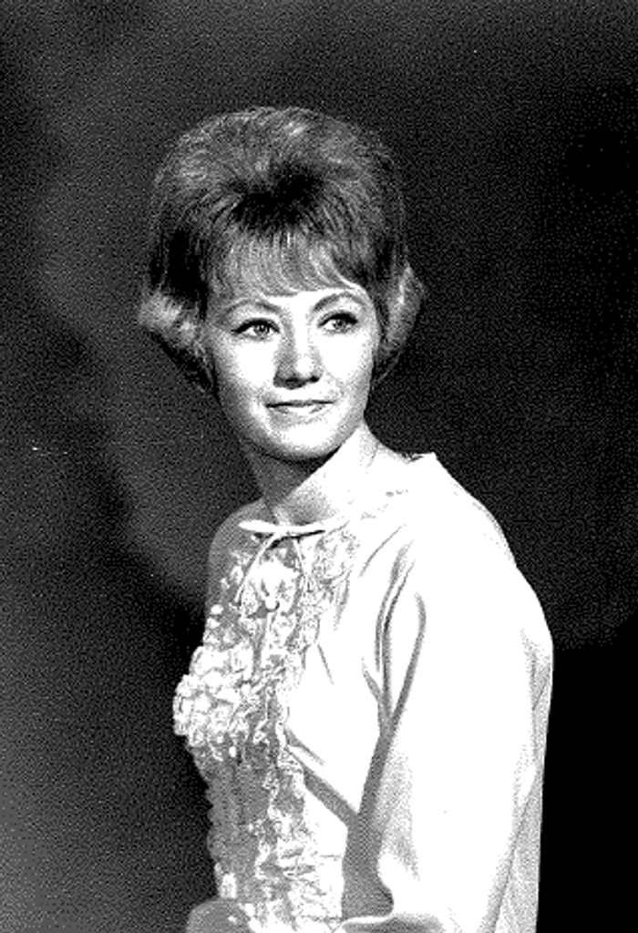 Iris Gail Strahan