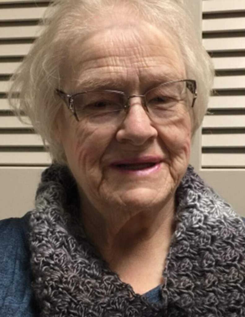 Carolyn  Marie (Venlet) Lach