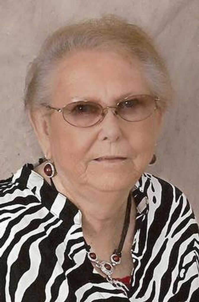 Louise Bradley Profile Photo
