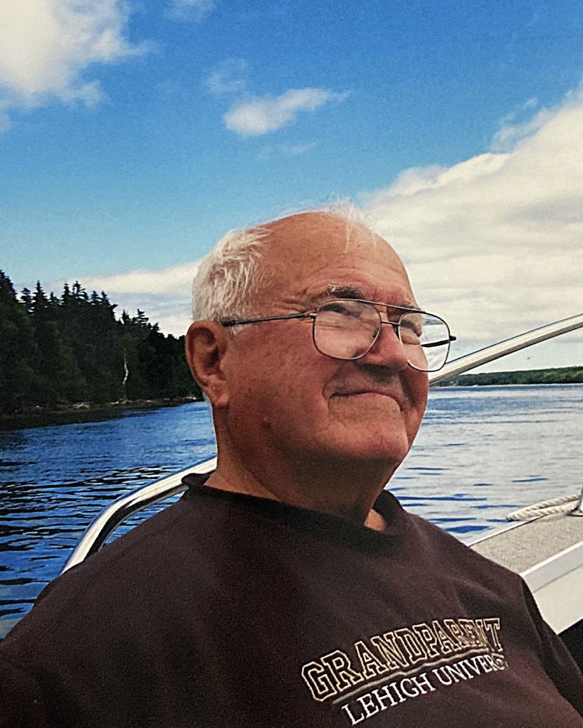 Raymond R. MacNeil
