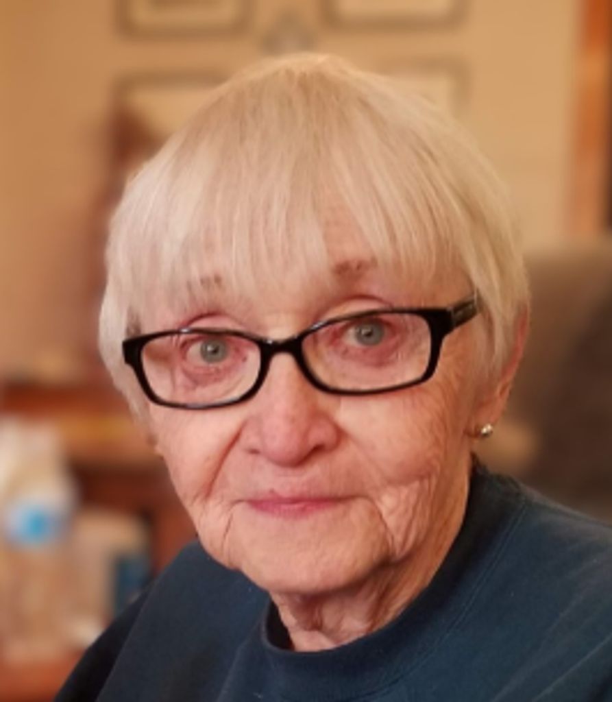 Evelyn Crane Profile Photo