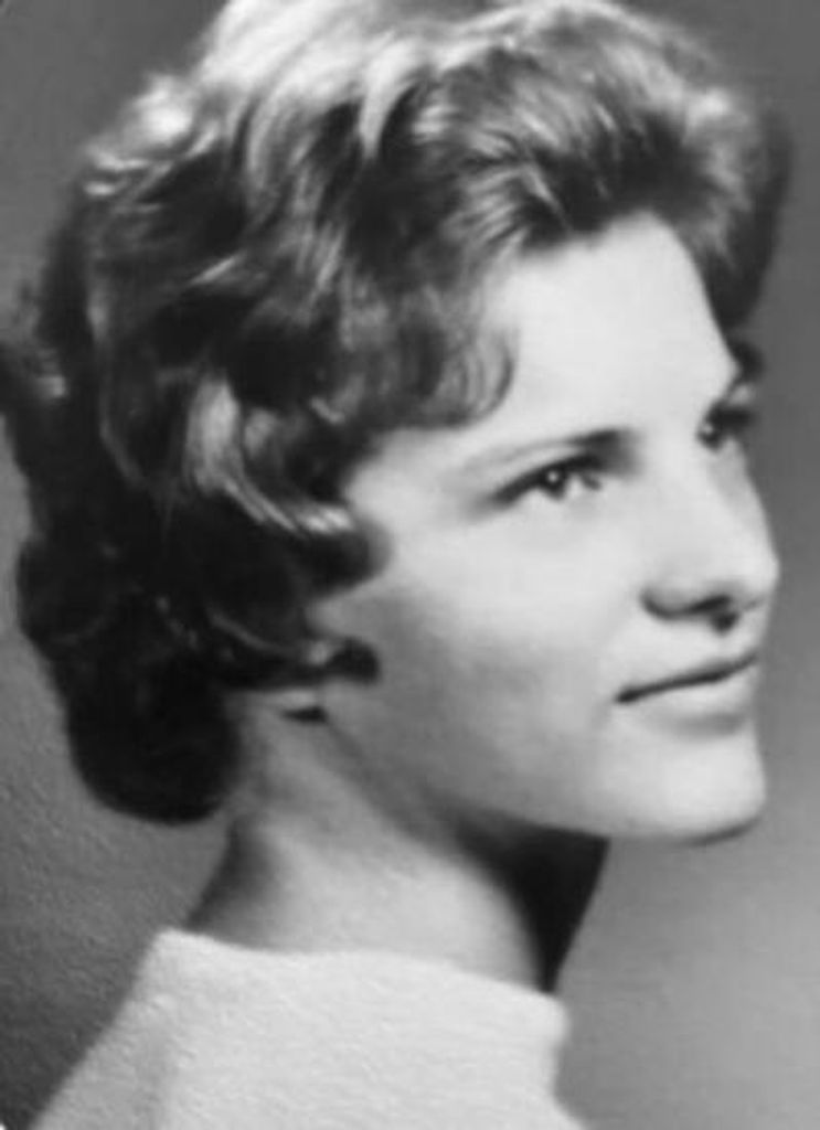 Renee Ann Carey Profile Photo